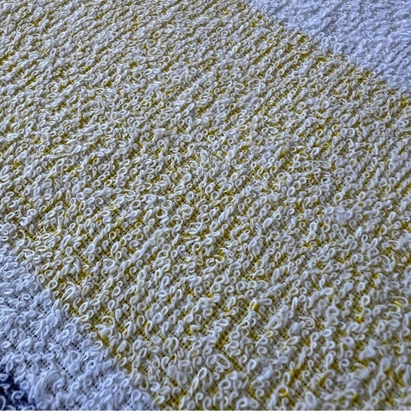 VTG NOS San Diego Chargers NFL Football Beach Towel Bolt Helmet 90s 30x60 Brazil - Picture 5 of 12